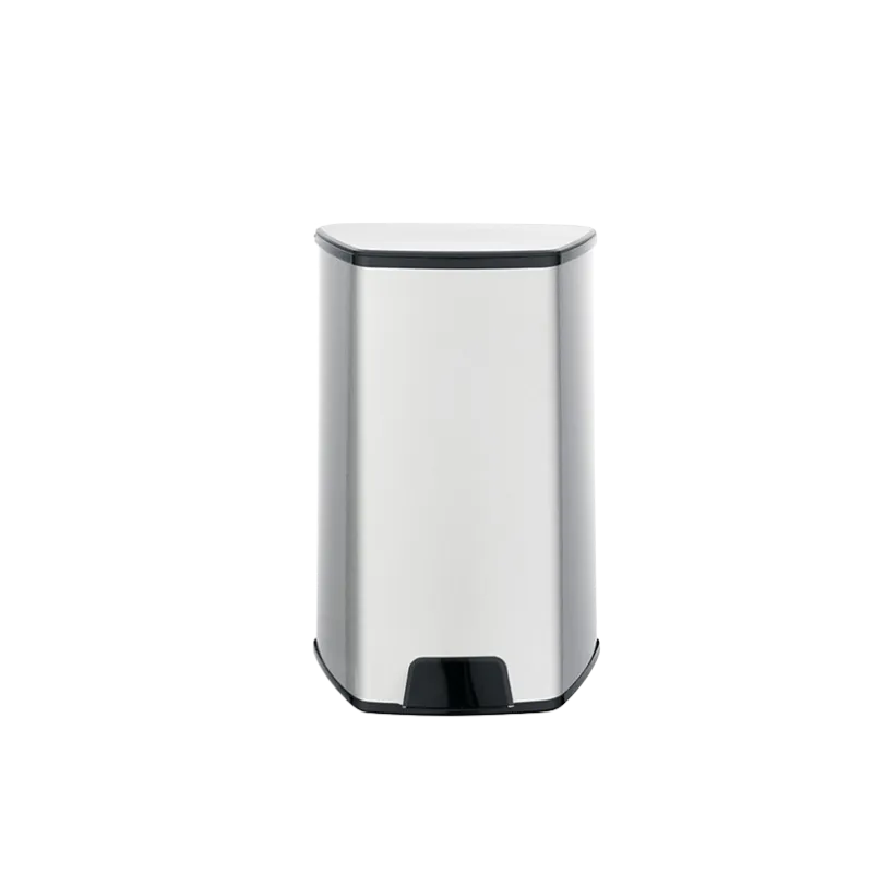 880 ml kapasiteli, paslanmaz çelik ön yüzlü, siyah yan gövdeli sensörlü otomatik dezenfektan püskürtücü.